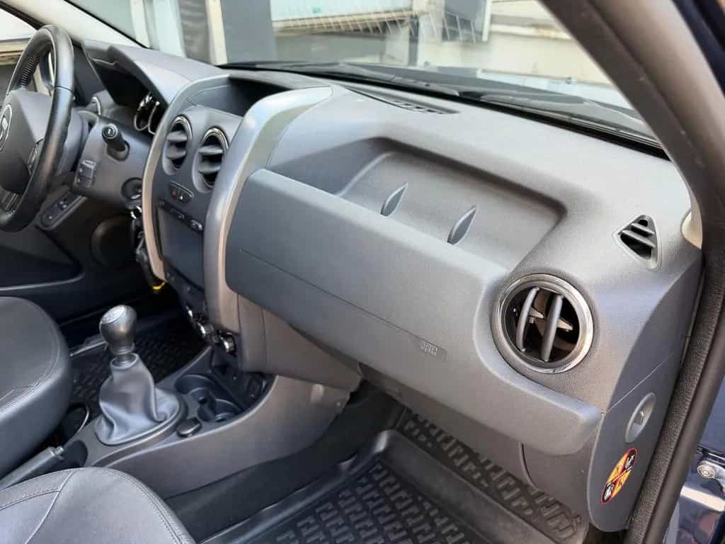 Dacia Duster Prestige 4x2 Navi Sitzheizung Tempomat 10/2016-photo-22