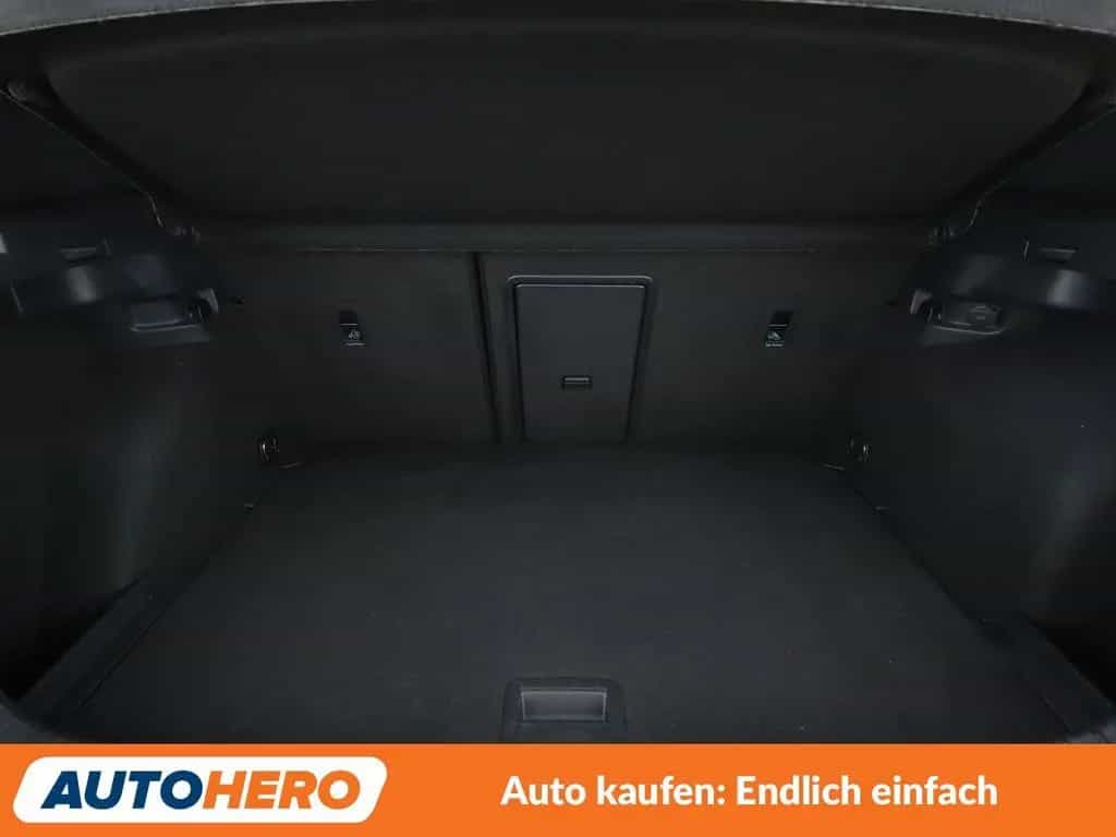 Volkswagen Golf VII 2.0 TSI GTI TCR Aut.*NAVI*LED*ACC*CAM* 08/2019-photo-17