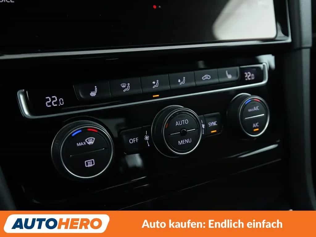 Volkswagen Golf VII 2.0 TSI GTI TCR Aut.*NAVI*LED*ACC*CAM* 08/2019-photo-23