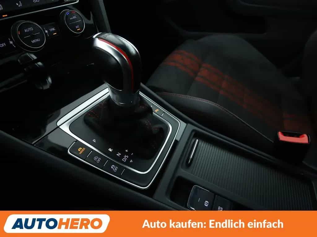 Volkswagen Golf VII 2.0 TSI GTI TCR Aut.*NAVI*LED*ACC*CAM* 08/2019-photo-24