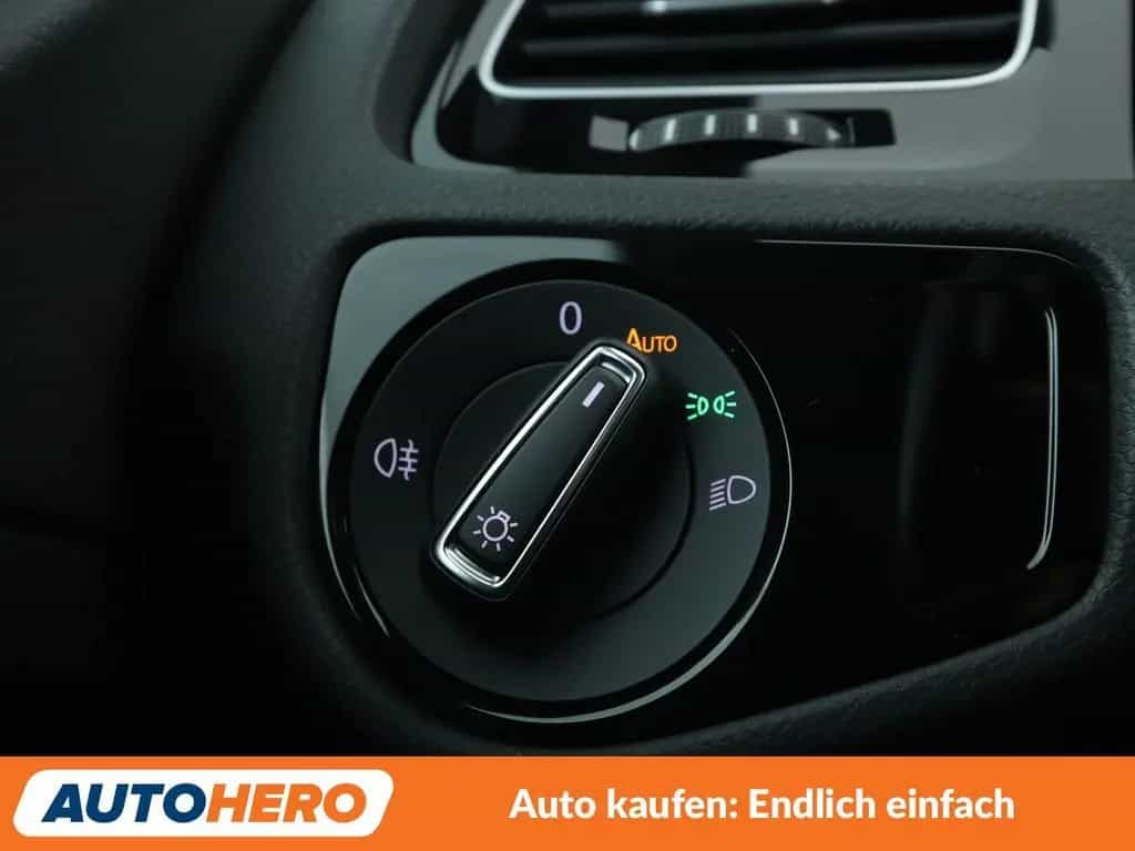Volkswagen Golf VII 2.0 TSI GTI TCR Aut.*NAVI*LED*ACC*CAM* 08/2019-photo-26