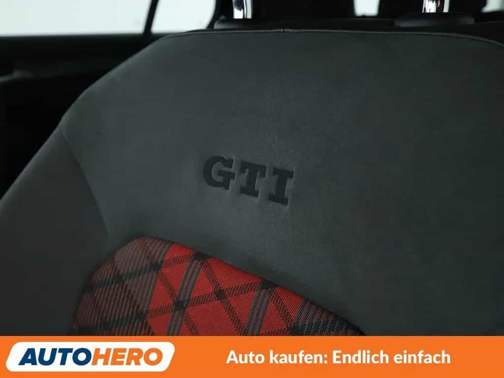 Volkswagen Golf VII 2.0 TSI GTI TCR Aut.*NAVI*LED*ACC*CAM* 08/2019-photo-29