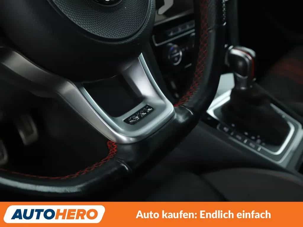 Volkswagen Golf VII 2.0 TSI GTI TCR Aut.*NAVI*LED*ACC*CAM* 08/2019-photo-30