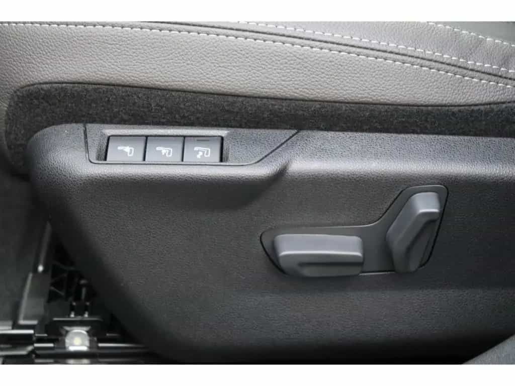 Fiat 600 HYBRID LA PRIMA 1.2 110 PS DCT6 LED NAVI KAM 05/2026-photo-13