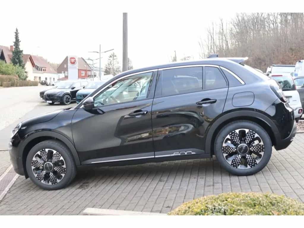 Fiat 600 HYBRID LA PRIMA 1.2 110 PS DCT6 LED NAVI KAM 05/2026-photo-5