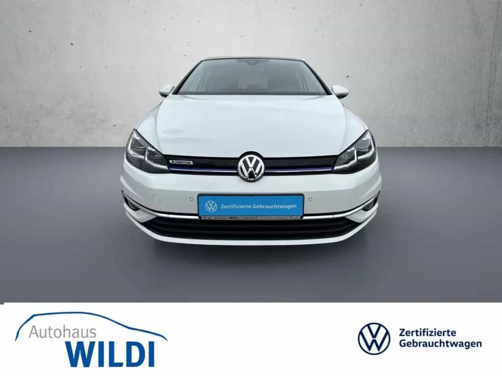 Volkswagen Golf VII Highline BlueMotion *Navi*LED*RüKa 11/2019-photo-1