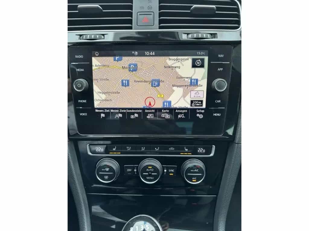Volkswagen Golf VII Highline BlueMotion *Navi*LED*RüKa 11/2019-photo-18
