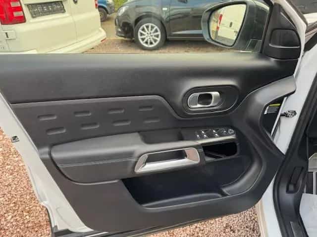 Citroën C5 Aircross 130 SHINE PACK EAT8*Pano*LED* 09/2022-photo-8