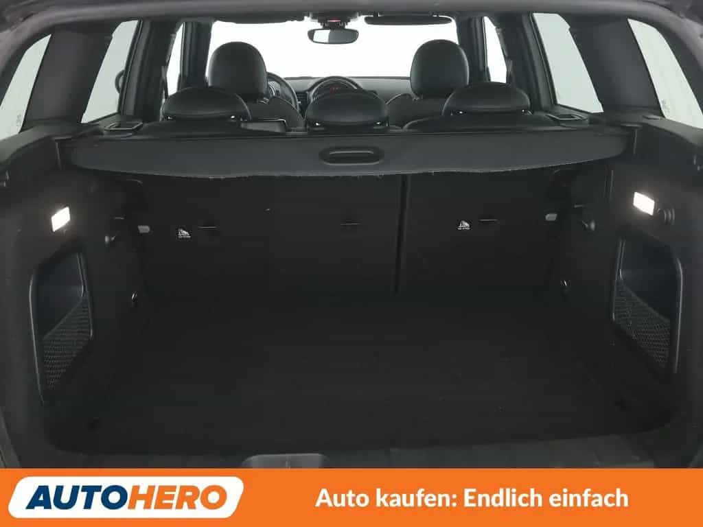 MINI Cooper Clubman Clubman Cooper Aut.*NAVI*LED*PDC*SHZ*ALU*TEMPO* 09/2018-photo-17