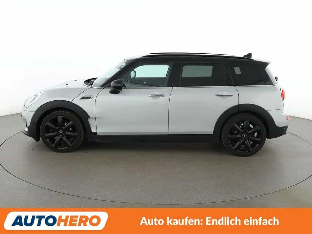 MINI Cooper Clubman Clubman Cooper Aut.*NAVI*LED*PDC*SHZ*ALU*TEMPO* 09/2018-photo-2