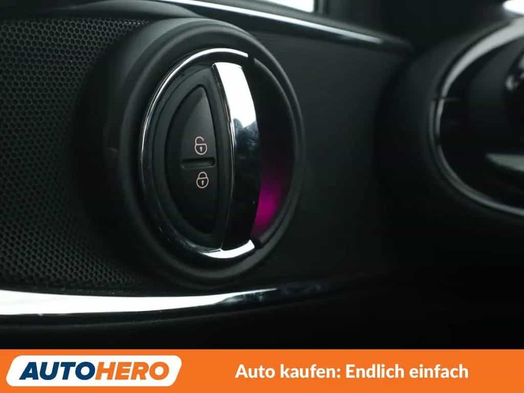 MINI Cooper Clubman Clubman Cooper Aut.*NAVI*LED*PDC*SHZ*ALU*TEMPO* 09/2018-photo-31