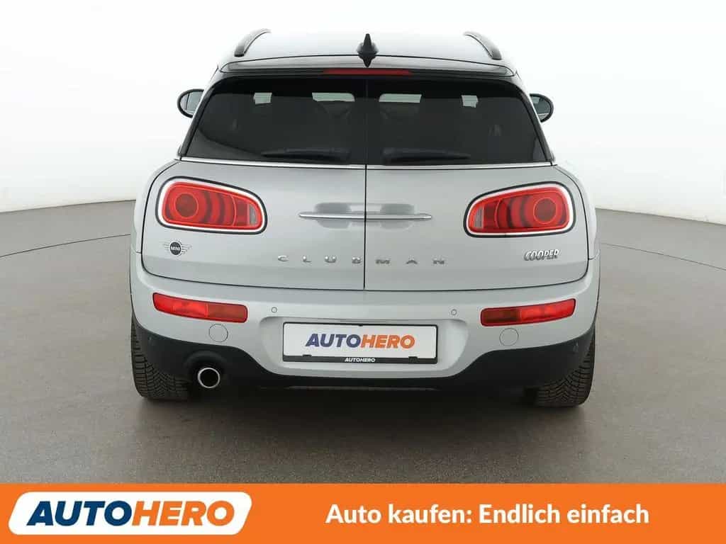 MINI Cooper Clubman Clubman Cooper Aut.*NAVI*LED*PDC*SHZ*ALU*TEMPO* 09/2018-photo-4
