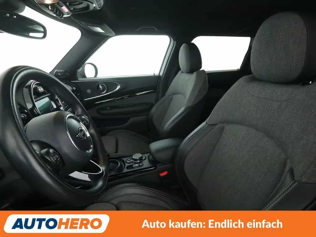 MINI Cooper Clubman Clubman Cooper Aut.*NAVI*LED*PDC*SHZ*ALU*TEMPO* 09/2018-photo-9