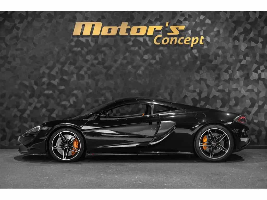 McLaren 570S Coupé 3.8l V8 02/2018-photo-1