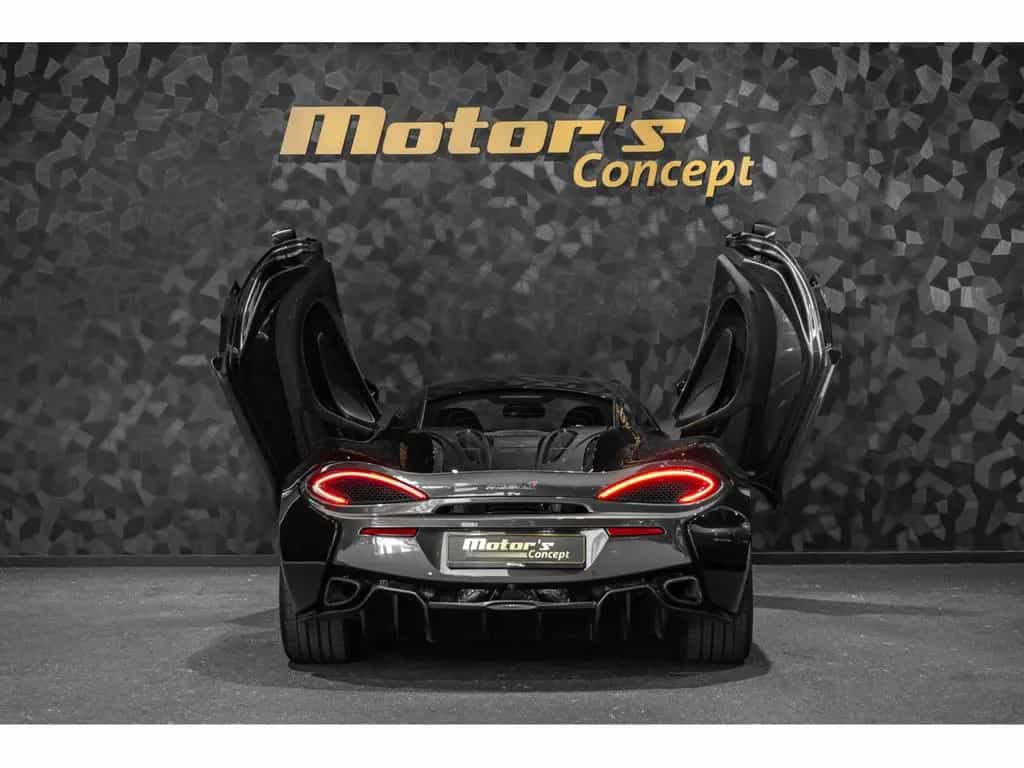 McLaren 570S Coupé 3.8l V8 02/2018-photo-4
