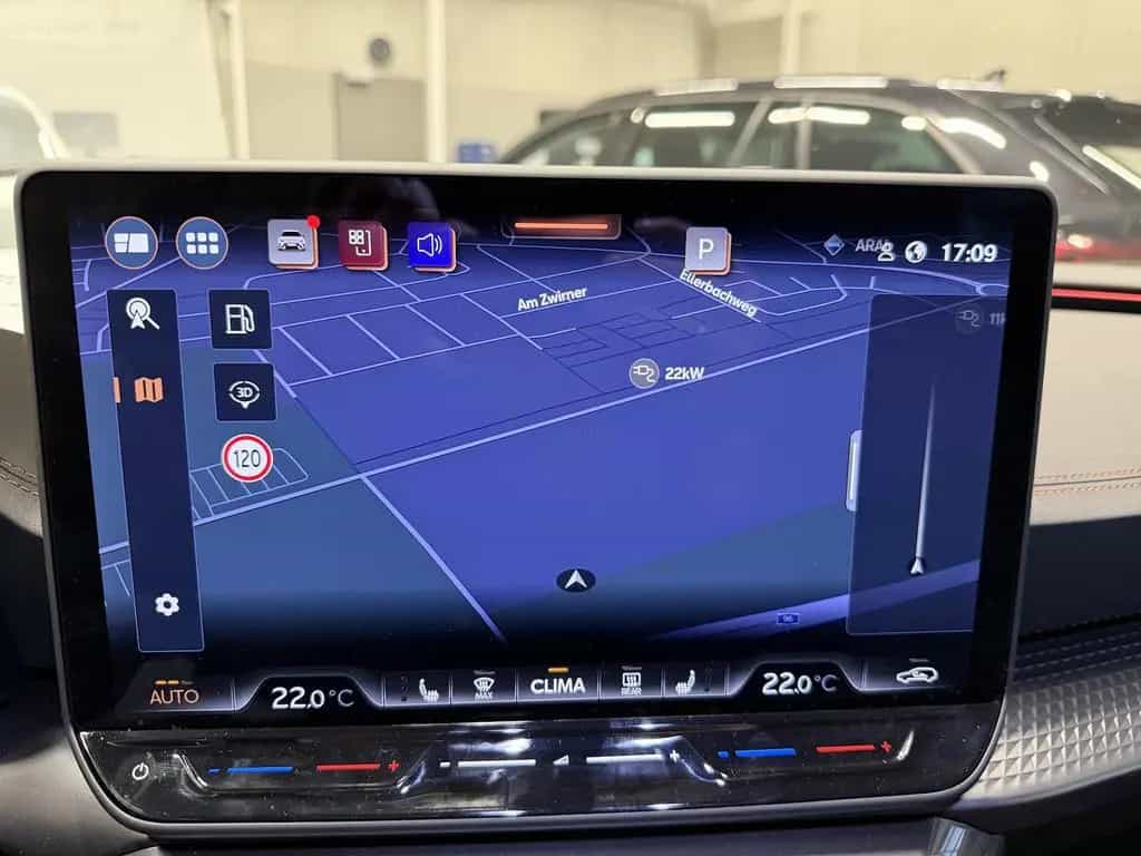 Cupra Leon 1.5eTSI DSG Assist XL Navi Matrix LED 06/2025-photo-18