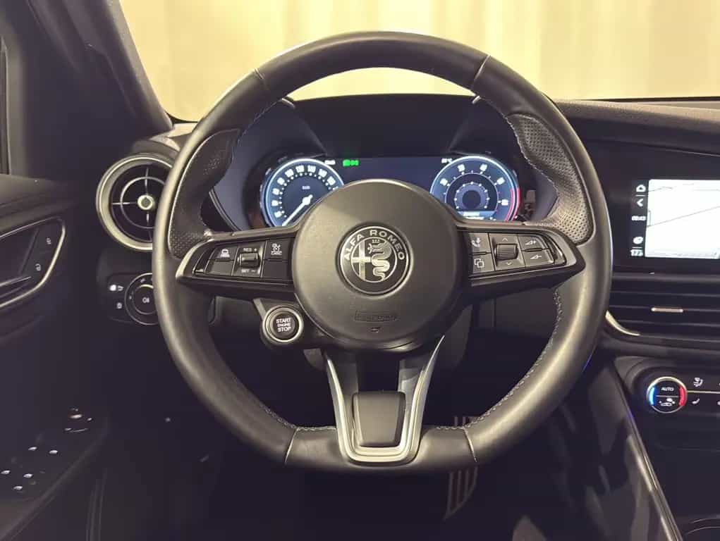 Alfa Romeo Giulia 2.0 Ti Q4 | MATRIX | 18" | LEDER | SHZ 05/2023-photo-14
