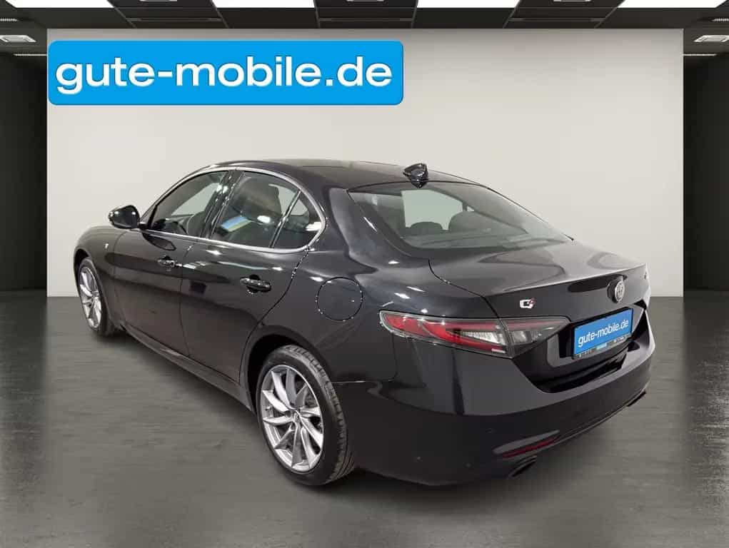 Alfa Romeo Giulia 2.0 Ti Q4 | MATRIX | 18" | LEDER | SHZ 05/2023-photo-5