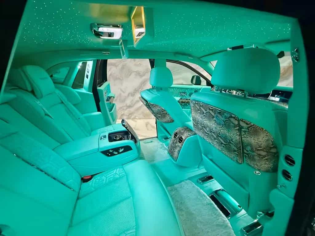 Rolls-Royce Phantom V12 6,7 571PS *MANSORY 1OF1 TIFFANY-FORG 03/2018-photo-23