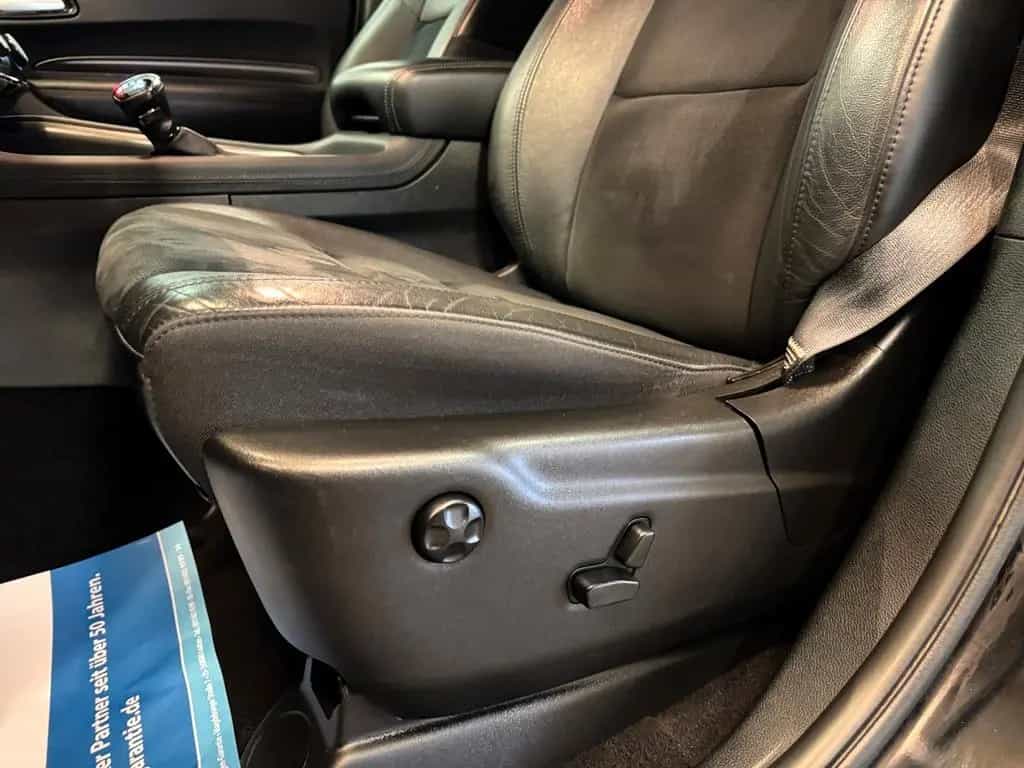 Dodge Durango 5.7 R/T V8 4x4 / Keyless / LED / 6 Sitze 03/2024-photo-31