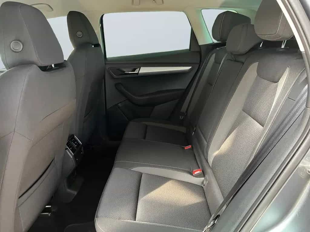 Skoda Karoq Tour 1.5 TSI DSG AHK Schwenkbar 01/2023-photo-10