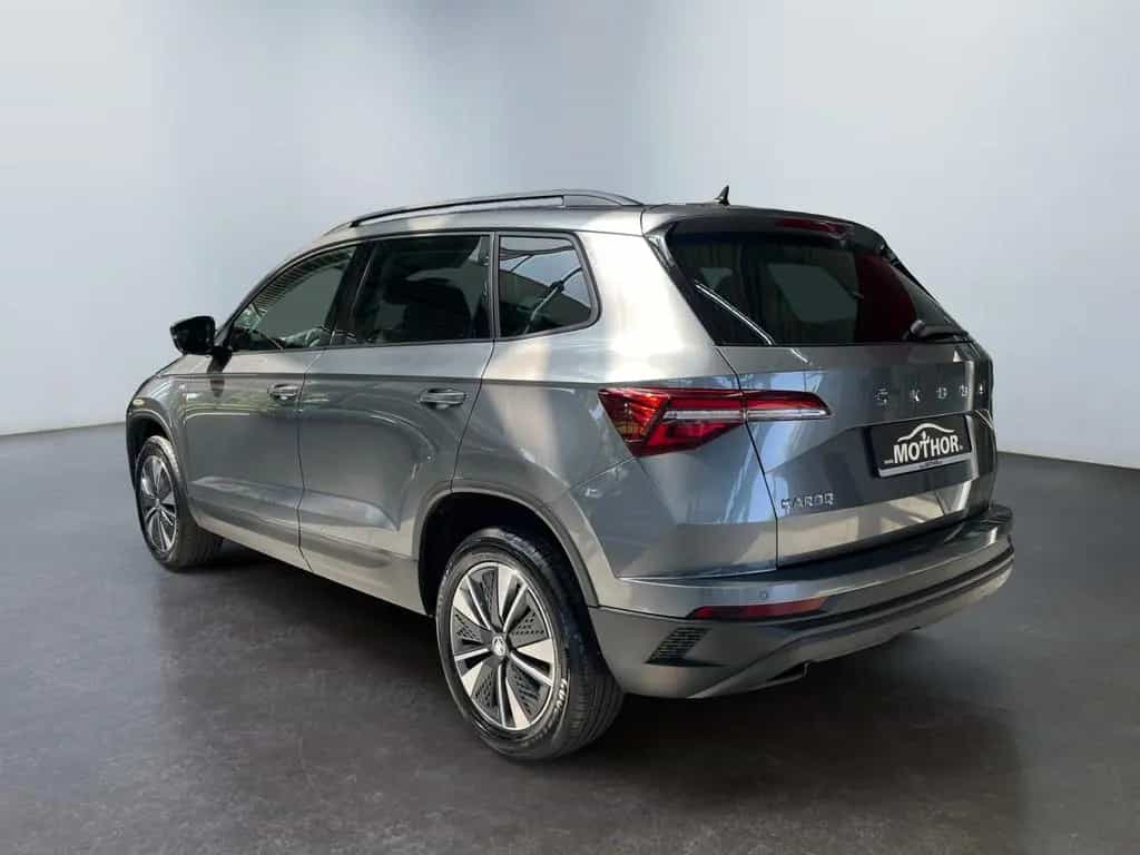 Skoda Karoq Tour 1.5 TSI DSG AHK Schwenkbar 01/2023-photo-3