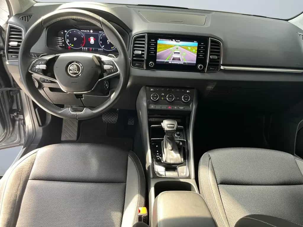 Skoda Karoq Tour 1.5 TSI DSG AHK Schwenkbar 01/2023-photo-7