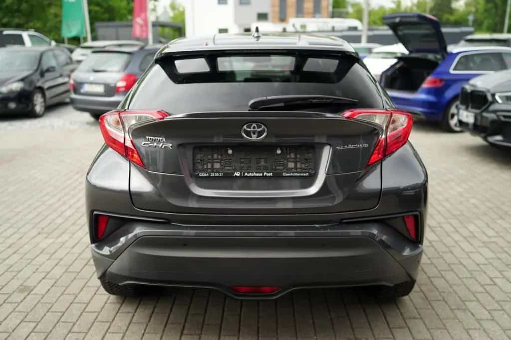 Toyota C-HR Lounge Lenkradheizung Navi Kamera Keyless 07/2017-photo-4