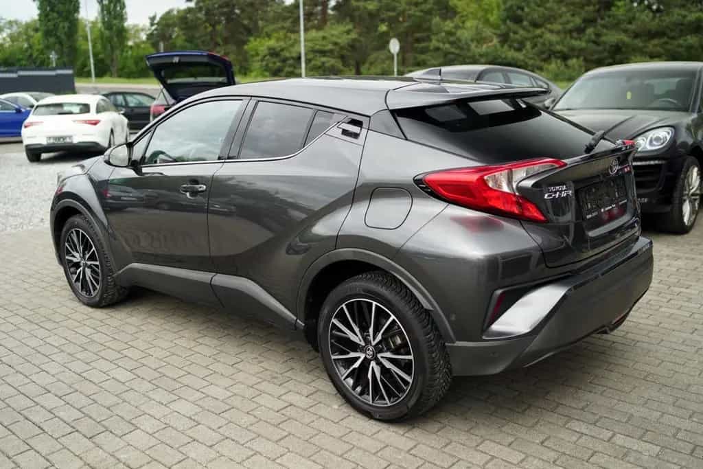 Toyota C-HR Lounge Lenkradheizung Navi Kamera Keyless 07/2017-photo-5