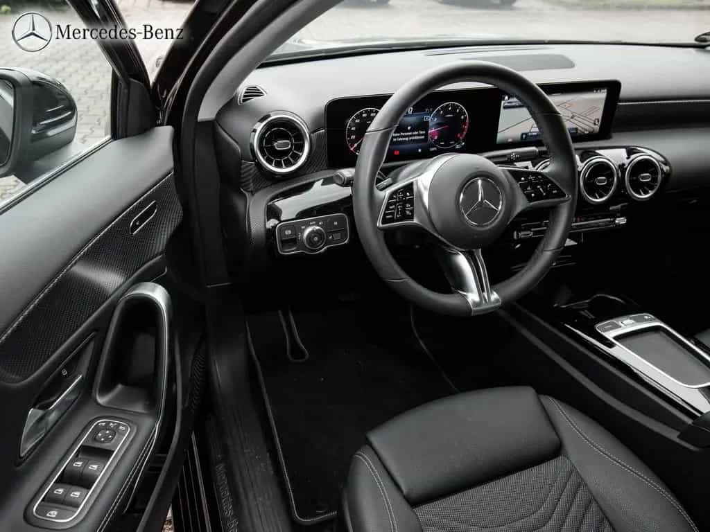Mercedes-Benz A 200 Progressive RüKam+MBUX+LED+ 05/2025-photo-4