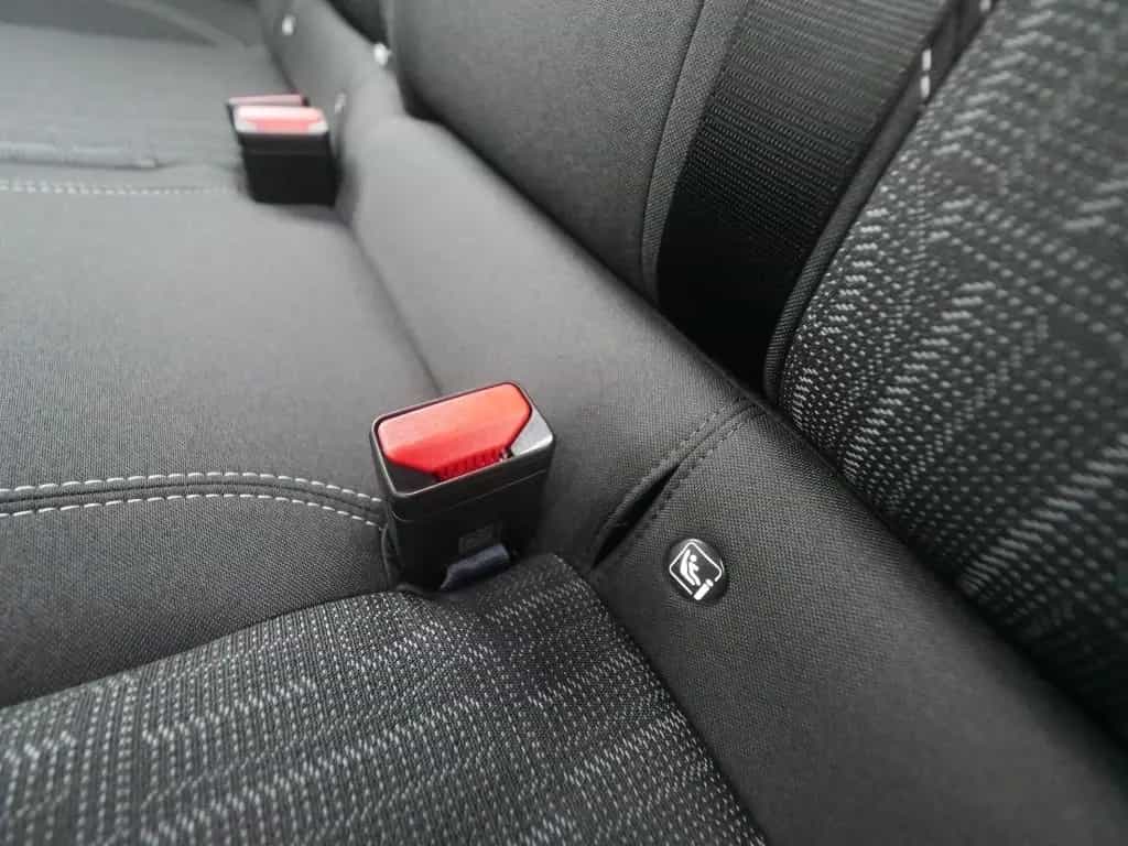 Fiat 600 HYBRID ICON 1.2 110 PS DCT6 KOMFORT NAVI KAM 05/2026-photo-13