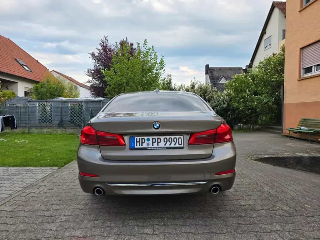 BMW 530 d xDrive A - 10/2017-photo-3