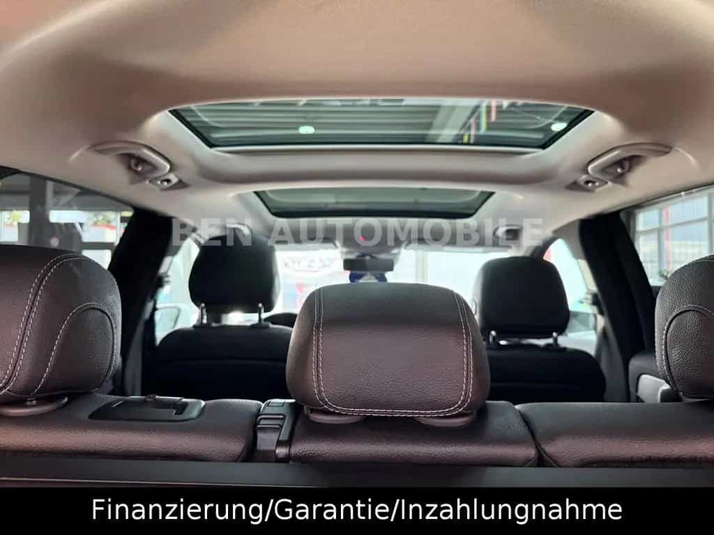 Mercedes-Benz GLC 300 d 4Matic PANO+LED+RFK+AHK 09/2019-photo-30