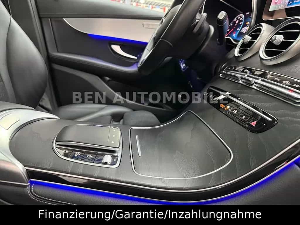 Mercedes-Benz GLC 300 d 4Matic PANO+LED+RFK+AHK 09/2019-photo-34