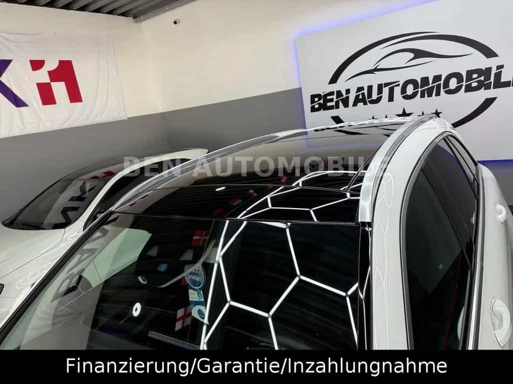 Mercedes-Benz GLC 300 d 4Matic PANO+LED+RFK+AHK 09/2019-photo-35