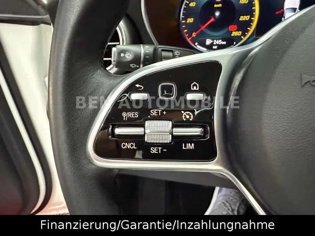 Mercedes-Benz GLC 300 d 4Matic PANO+LED+RFK+AHK 09/2019-photo-42