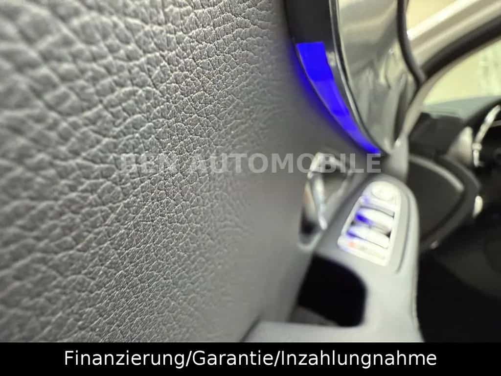 Mercedes-Benz GLC 300 d 4Matic PANO+LED+RFK+AHK 09/2019-photo-5