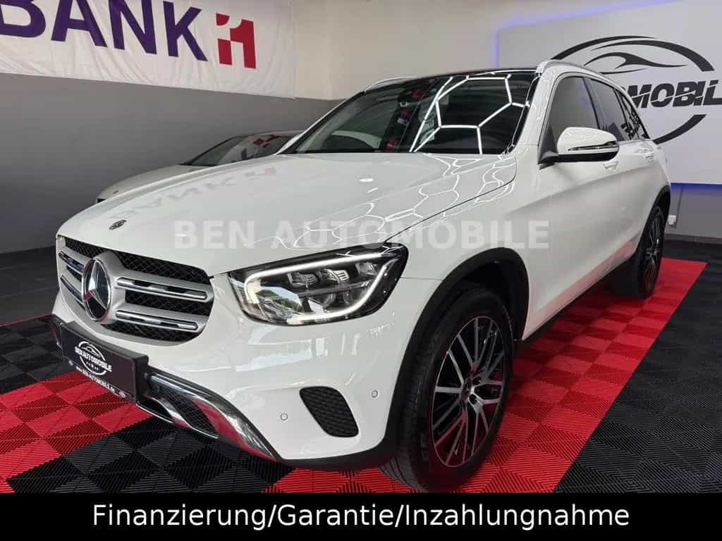 Mercedes-Benz GLC 300 d 4Matic PANO+LED+RFK+AHK 09/2019-photo-6
