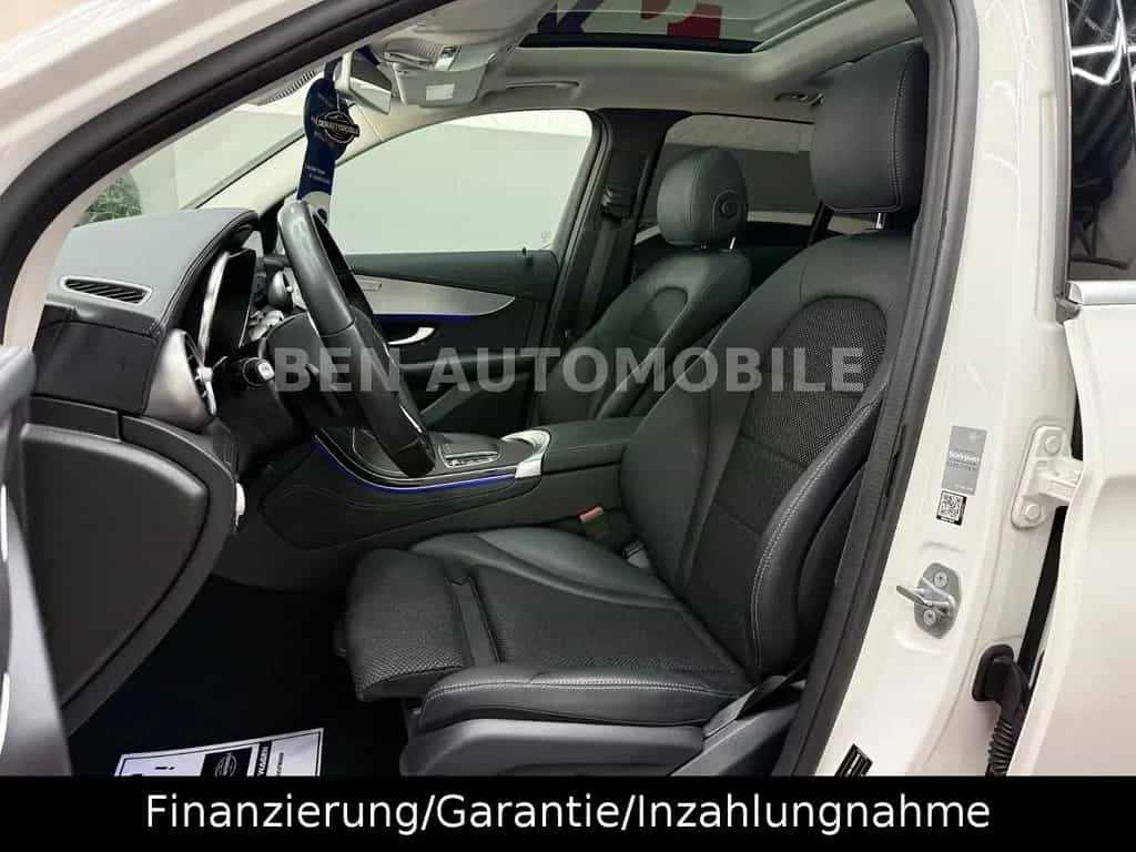 Mercedes-Benz GLC 300 d 4Matic PANO+LED+RFK+AHK 09/2019-photo-9