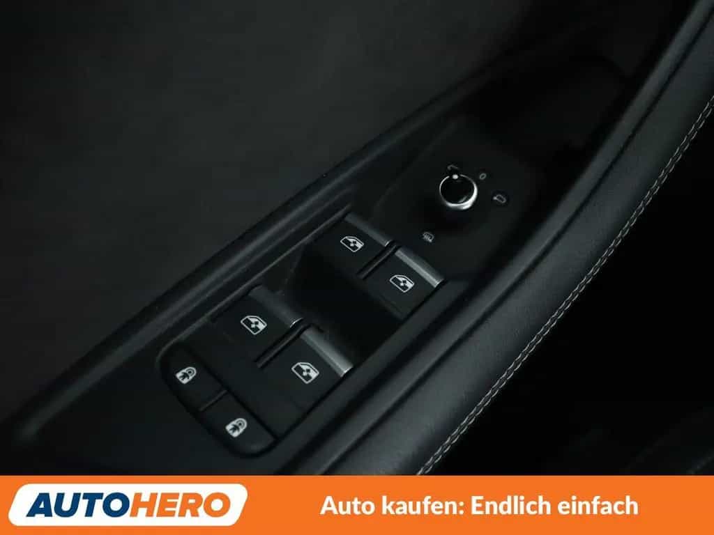 Audi A4 40 TFSI S line Aut.*NAVI*LED*ACC*CAM*PDC*SHZ* 12/2019-photo-24