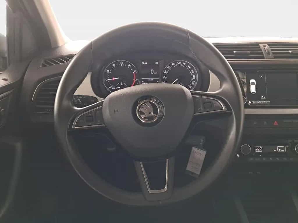 Skoda Fabia 1.0TSI Combi Ambition+SHZ+PDC+TEMPO+KLIMA 09/2017-photo-19