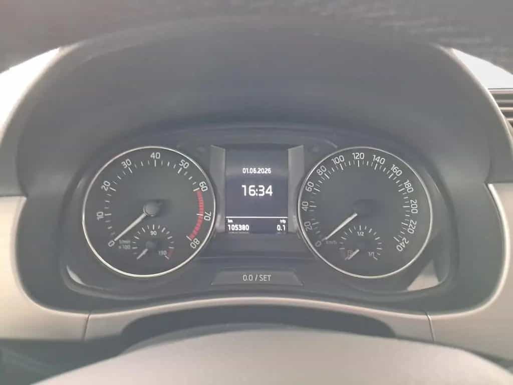 Skoda Fabia 1.0TSI Combi Ambition+SHZ+PDC+TEMPO+KLIMA 09/2017-photo-20