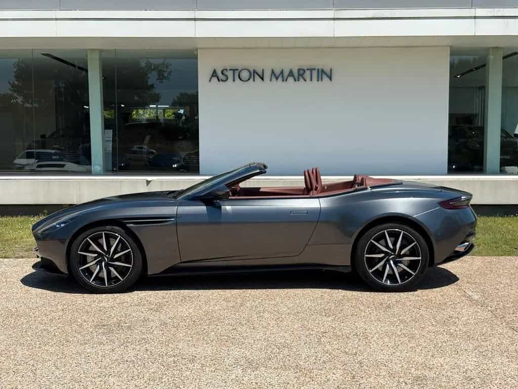 Aston Martin DB11 4.0 V8 Volante 11/2019-photo-9