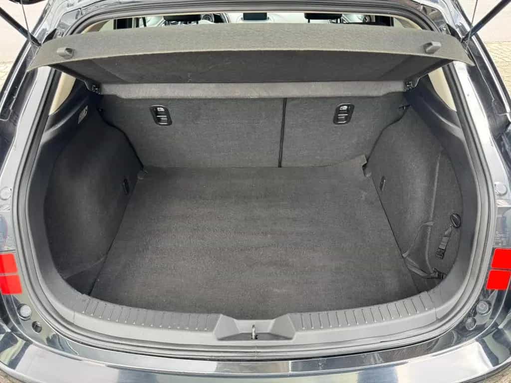 Mazda 3 Sports-Line Leder/Xenon/R.Kam/Navi 09/2016-photo-13