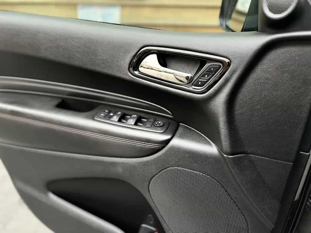 Dodge Durango 5,7L V8 BLACKTOP R/T 6 S. LPG H&R 12/2021-photo-19