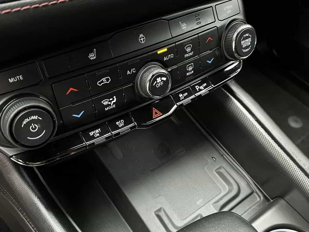 Dodge Durango 5,7L V8 BLACKTOP R/T 6 S. LPG H&R 12/2021-photo-22