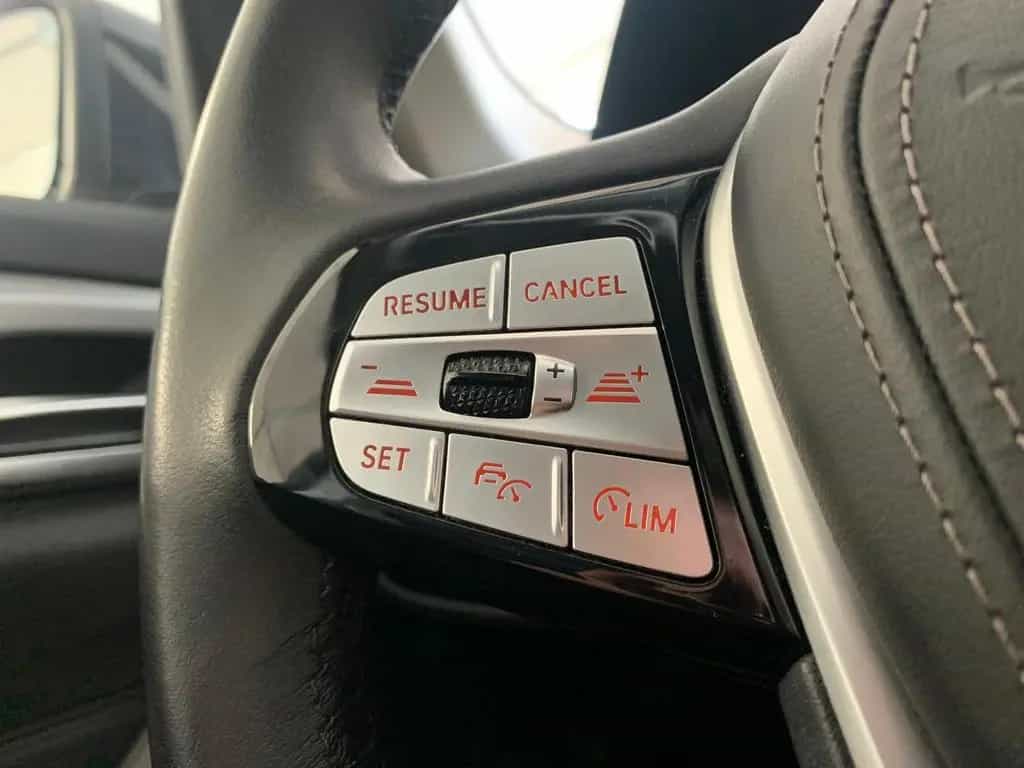 BMW 520 d LiveCockpitProf|ACC|DrivAssist|Kam|Leder 03/2023-photo-6