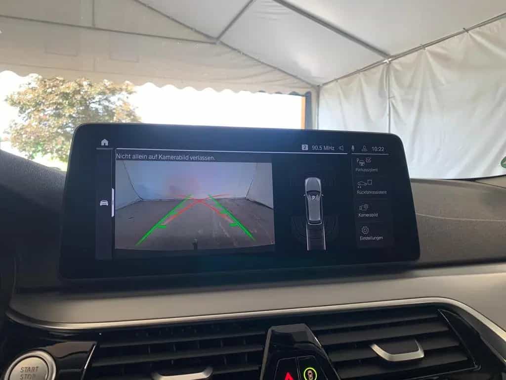 BMW 520 d LiveCockpitProf|ACC|DrivAssist|Kam|Leder 03/2023-photo-9
