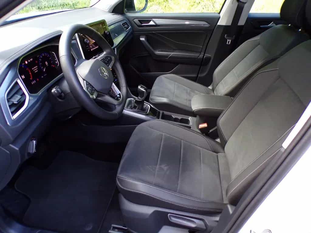 Volkswagen T-Roc 1.5 TSI DSG STYLE / PANO+ACC+KAMERA+APP 07/2024-photo-11