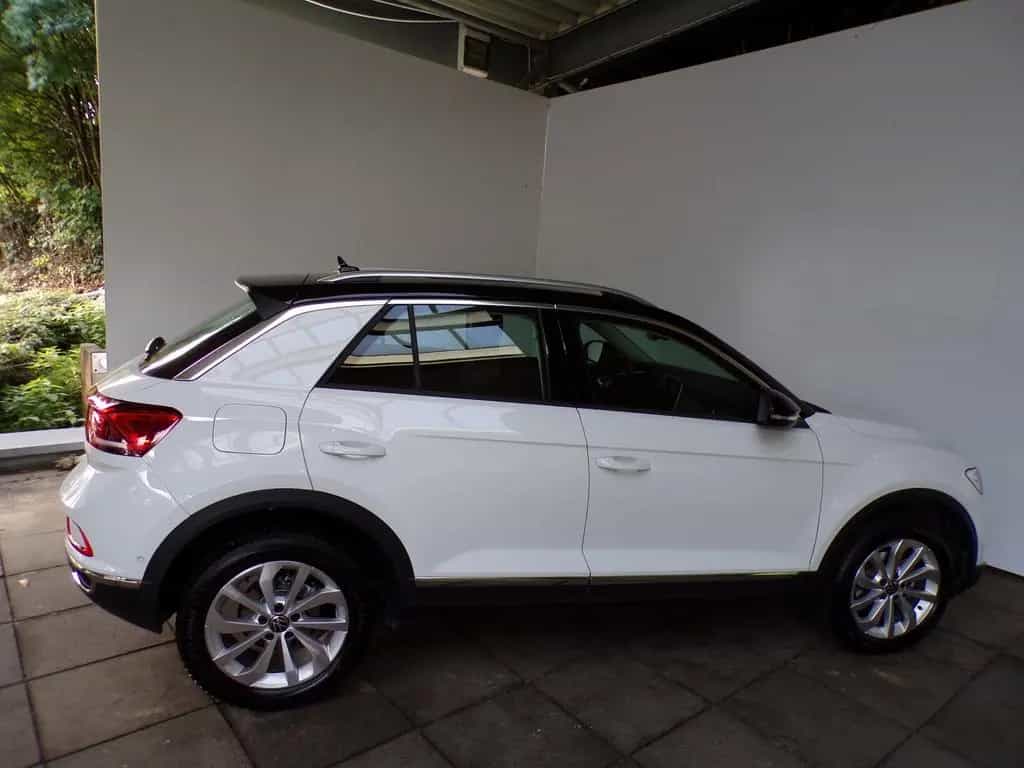 Volkswagen T-Roc 1.5 TSI DSG STYLE / PANO+ACC+KAMERA+APP 07/2024-photo-8
